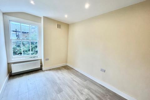 16 Third Avenue, London, W10 4RT