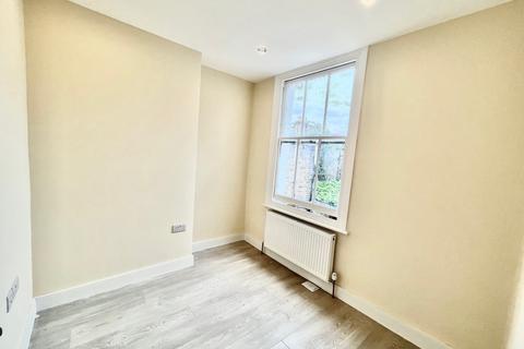 16 Third Avenue, London, W10 4RT