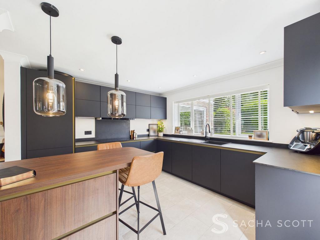 Kitchen / Breakfast Room