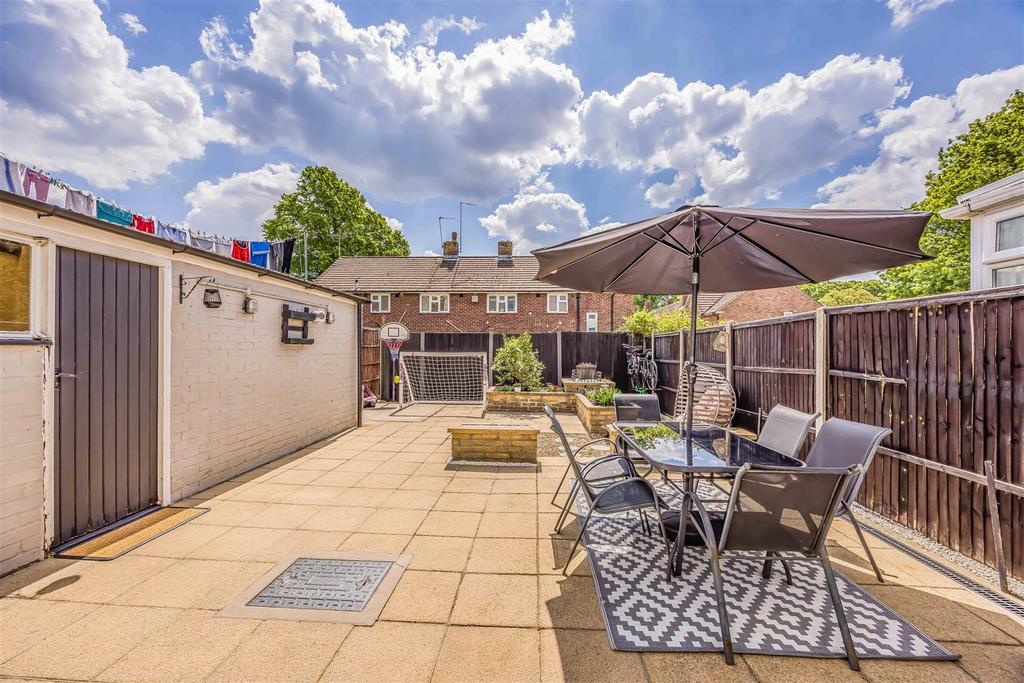 33 Billy Lawn Avenue, Havant-Small-Portico Marketin