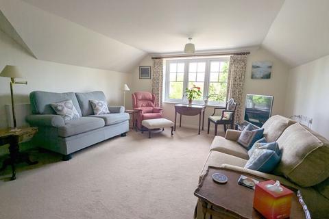 2 bedroom apartment for sale, St Giles Lodge, Shipbourne Road, Tonbridge, TN10 3DJ