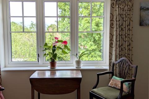 2 bedroom apartment for sale, St Giles Lodge, Shipbourne Road, Tonbridge, TN10 3DJ