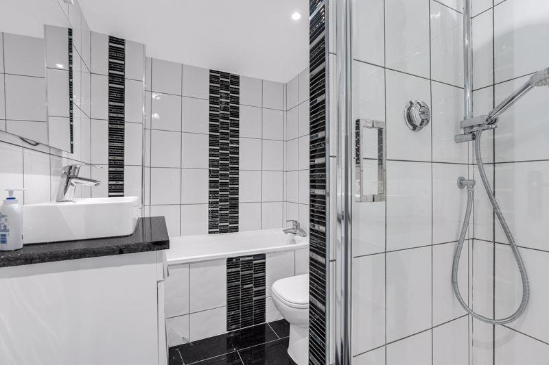 Bathroom / W.C.