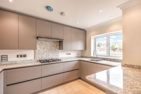 4 bedroom terraced house for sale, Mews Close, Harrow View