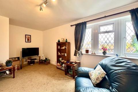 17 Cherry Tree Court, Calne, SN11 9ES