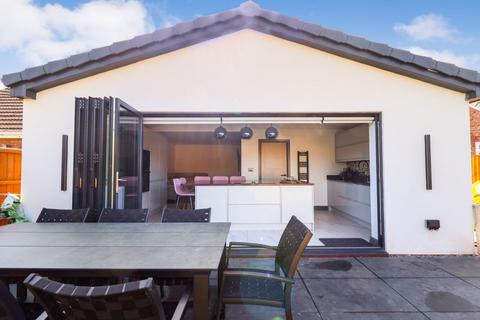 3 bedroom semi-detached bungalow for sale, Monroe Close, Woolston, WA1