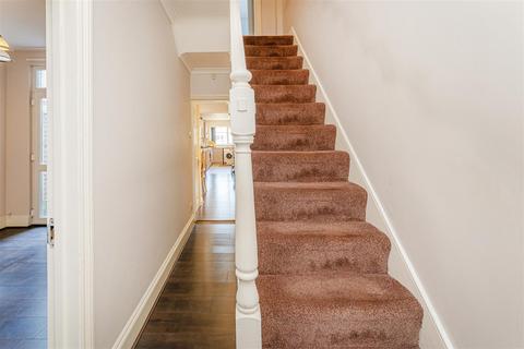 26 Allens Road, Enfield, EN3 4PN