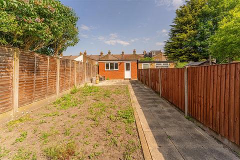 26 Allens Road, Enfield, EN3 4PN