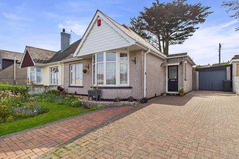 2 bedroom bungalow for sale, Bay View Terrace, Hayle - Well presented semi-detached bungalow