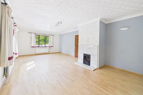 3 bedroom bungalow for sale, Heather Lane, Hayle - Spacious and detached