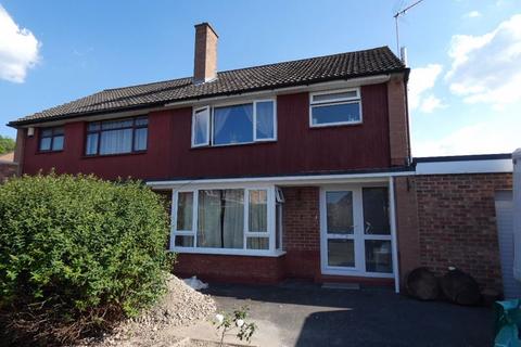 2 Winchester Drive, Tuffley, Gloucester, GL4 0JE