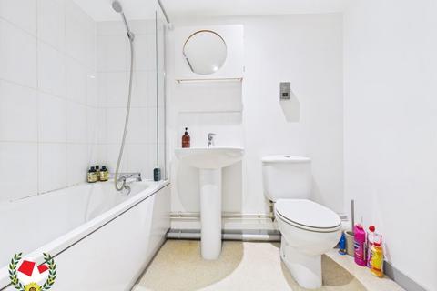 1 bedroom apartment for sale, The Docks, Gloucester