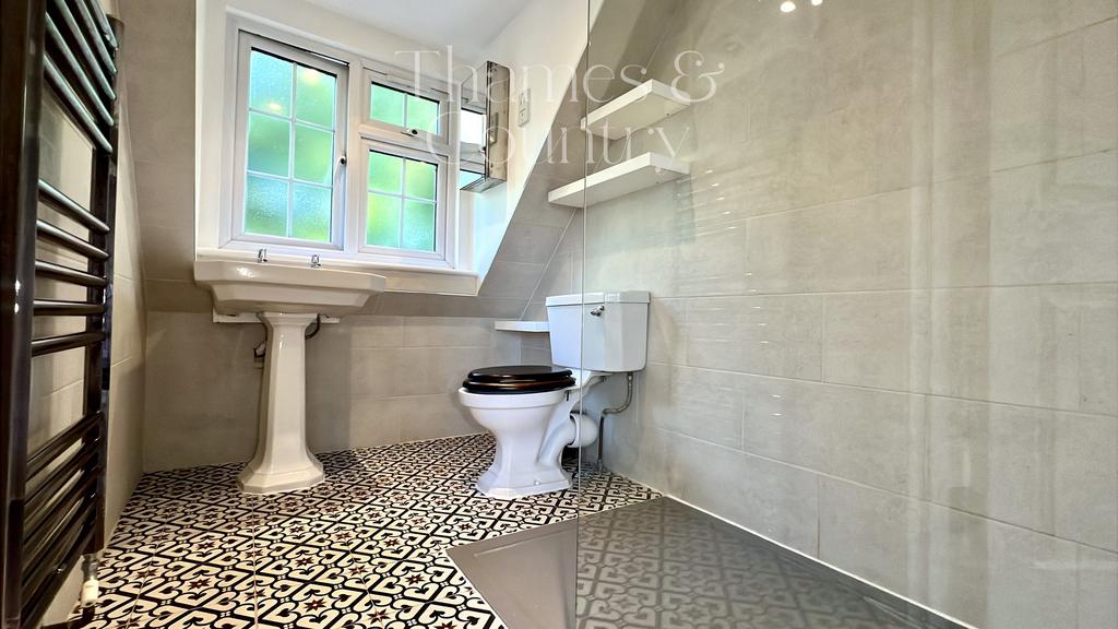 Ensuite
