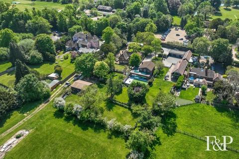 5 bedroom detached house for sale, Stoke Poges, Buckinghamshire