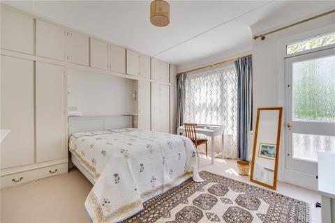 3 bedroom terraced house to rent, Peterborough Road, London, SW6