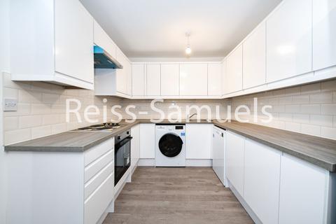 6 bedroom semi-detached house to rent, Ambassador Square, Canary Wharf, Isle of dogs,London E14