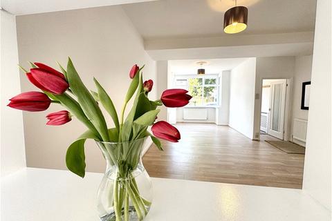 3 bedroom house to rent, Harrow Road, Leytonstone