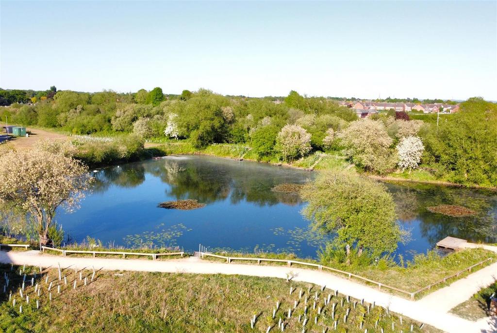 Simpson's Lake Setting 591