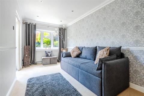 8 Candale Close, Dunstable, LU6 3PE