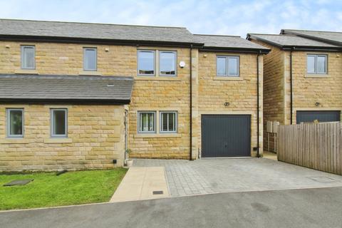 4 bedroom semi-detached house for sale, Diamond Drive, Lancashire BB8