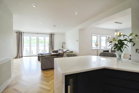 4 bedroom semi-detached house for sale, Diamond Drive, Lancashire BB8