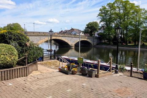 13 Monks Walk, Evesham, WR11 4SL