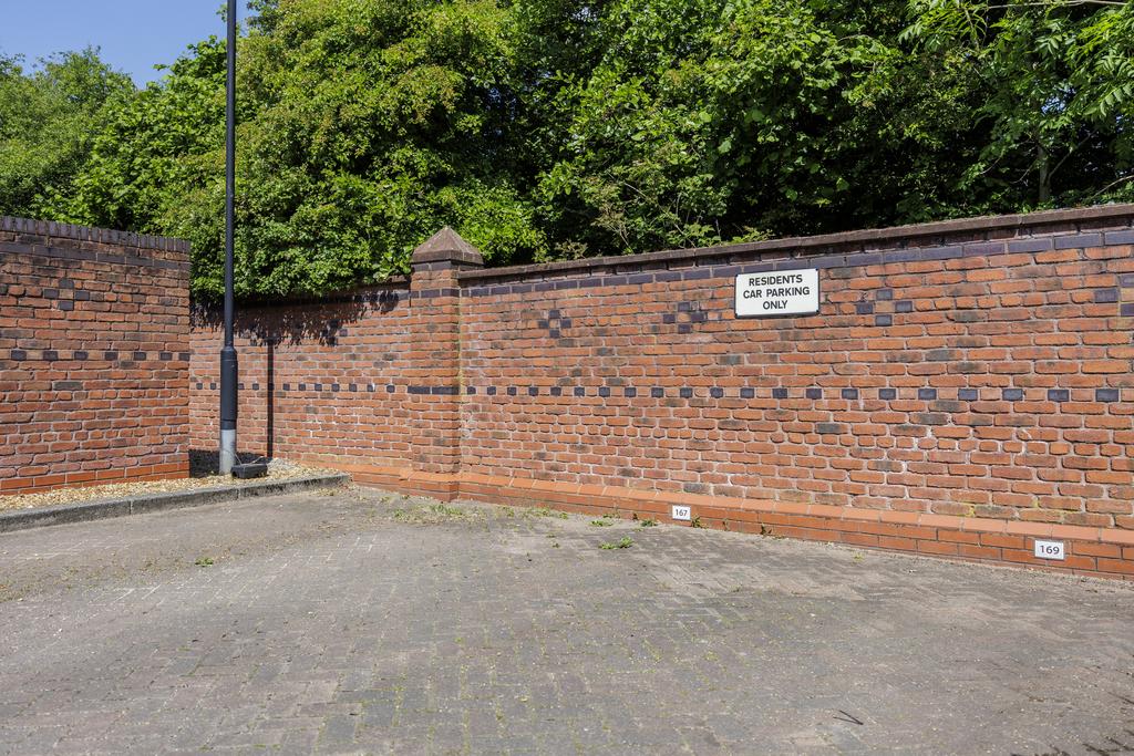 167 Butts street-27