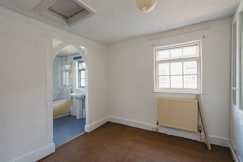 Flat 1, Howards Court Dean Street, Crediton, EX17 3EP