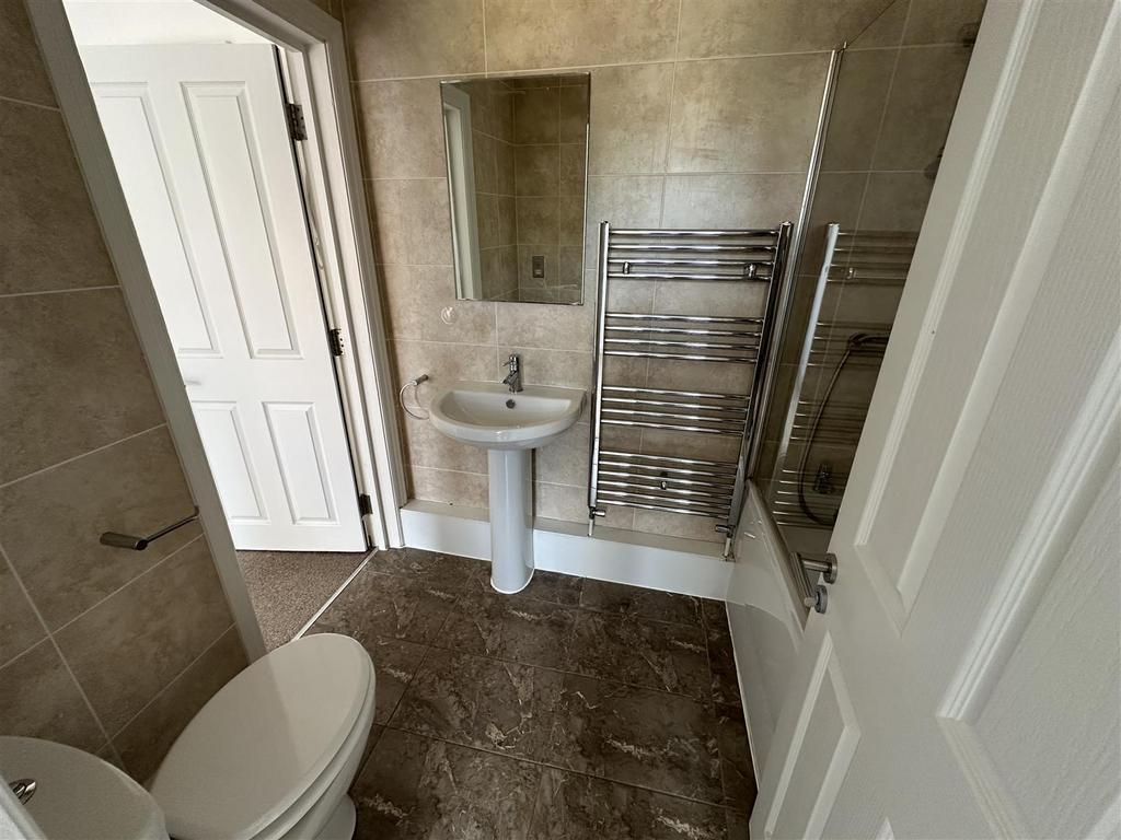 Powderham Bathroom.jpg