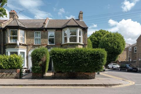 285 Francis Road, London, E10 6NW