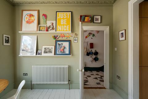 4 Francis Road, London, E10 6PW