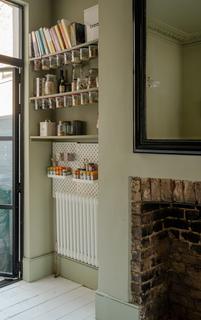 4 Francis Road, London, E10 6PW