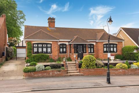 3 bedroom detached bungalow for sale, Rectory Road, Orsett