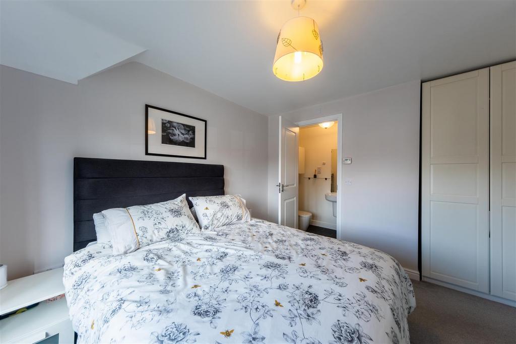 1 Parks Close-020.jpg