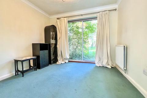 1 Heronston Close, Undy, Caldicot, NP26 3PD