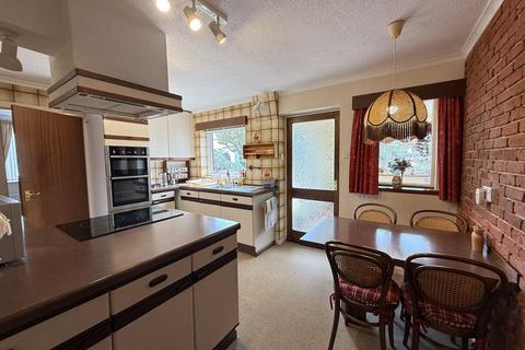 undefined, Lon Tarw, Bull Bay, Amlwch, Anglesey, LL68