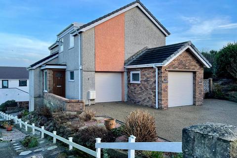 4 bedroom detached house for sale, Lon Tarw, Bull Bay, Amlwch, Anglesey, LL68