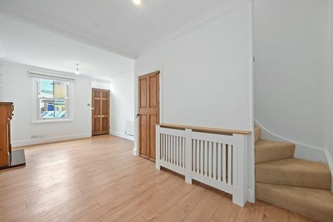 2 bedroom terraced house to rent, Harold Road, Sutton, SM1