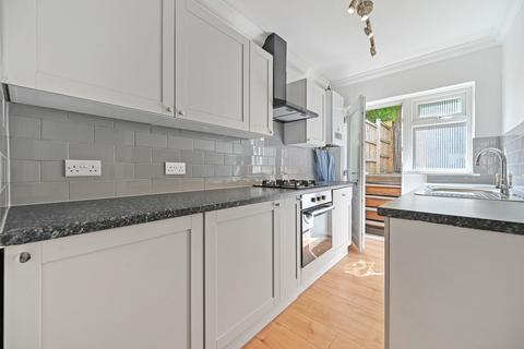 2 bedroom terraced house to rent, Harold Road, Sutton, SM1