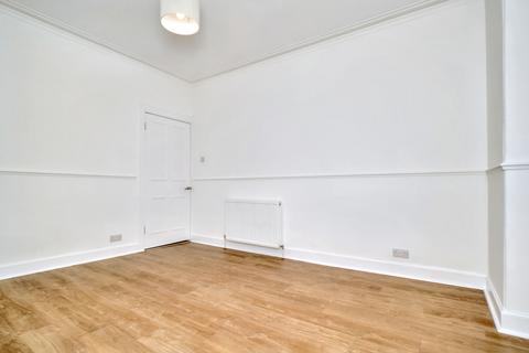 2 bedroom flat for sale, 114b, High Street, Musselburgh, EH21 7EA