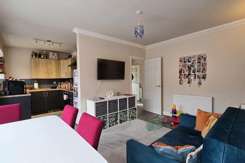 2 bedroom semi-detached bungalow for sale, Spinney Hill Crescent, Northampton, Northamptonshire, NN3 6DL