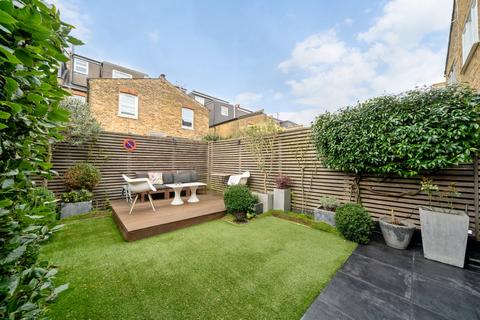 35 Cornwall Grove, London, W4 2LB