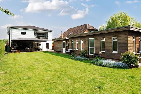 5 bedroom detached house for sale, Edwin Road, Wigmore ME8