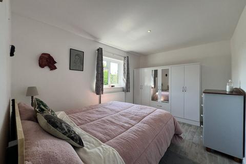2 bedroom detached bungalow for sale, Stad Berllan, Llangaffo, LL60