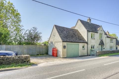 4 bedroom cottage for sale, Malmesbury Road, Swindon SN6