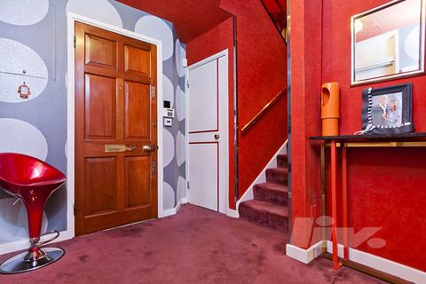 2 bedroom apartment for sale, Finchley Road, London NW3