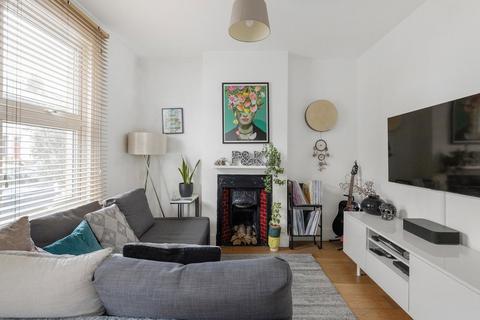 52 Ridley Avenue, London, W13 9XW
