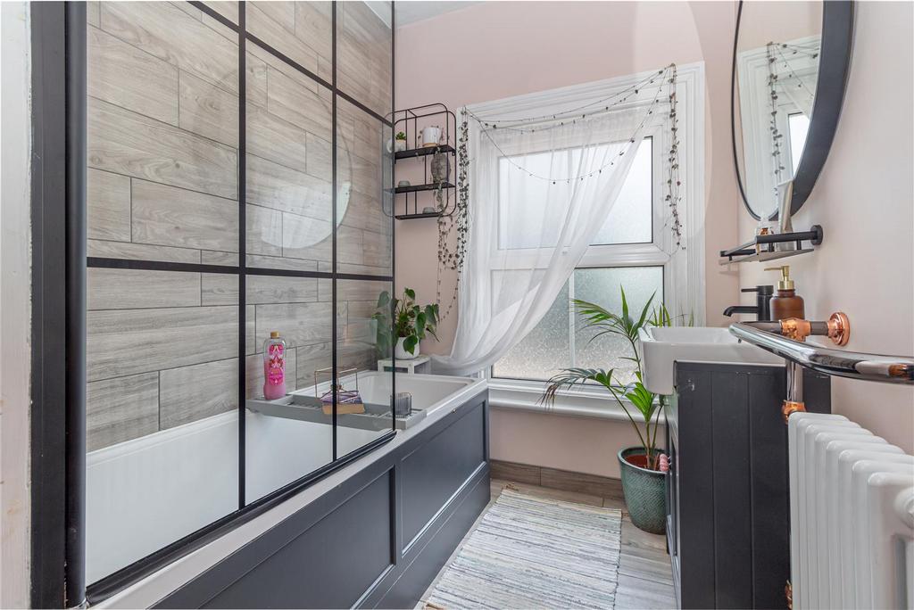 Bathroom-1.jpg