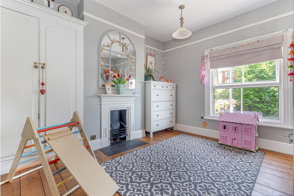 Bedroom-2-2.jpg
