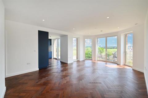 2 bedroom apartment to rent, The Delamarre, Brent Cross Town, London